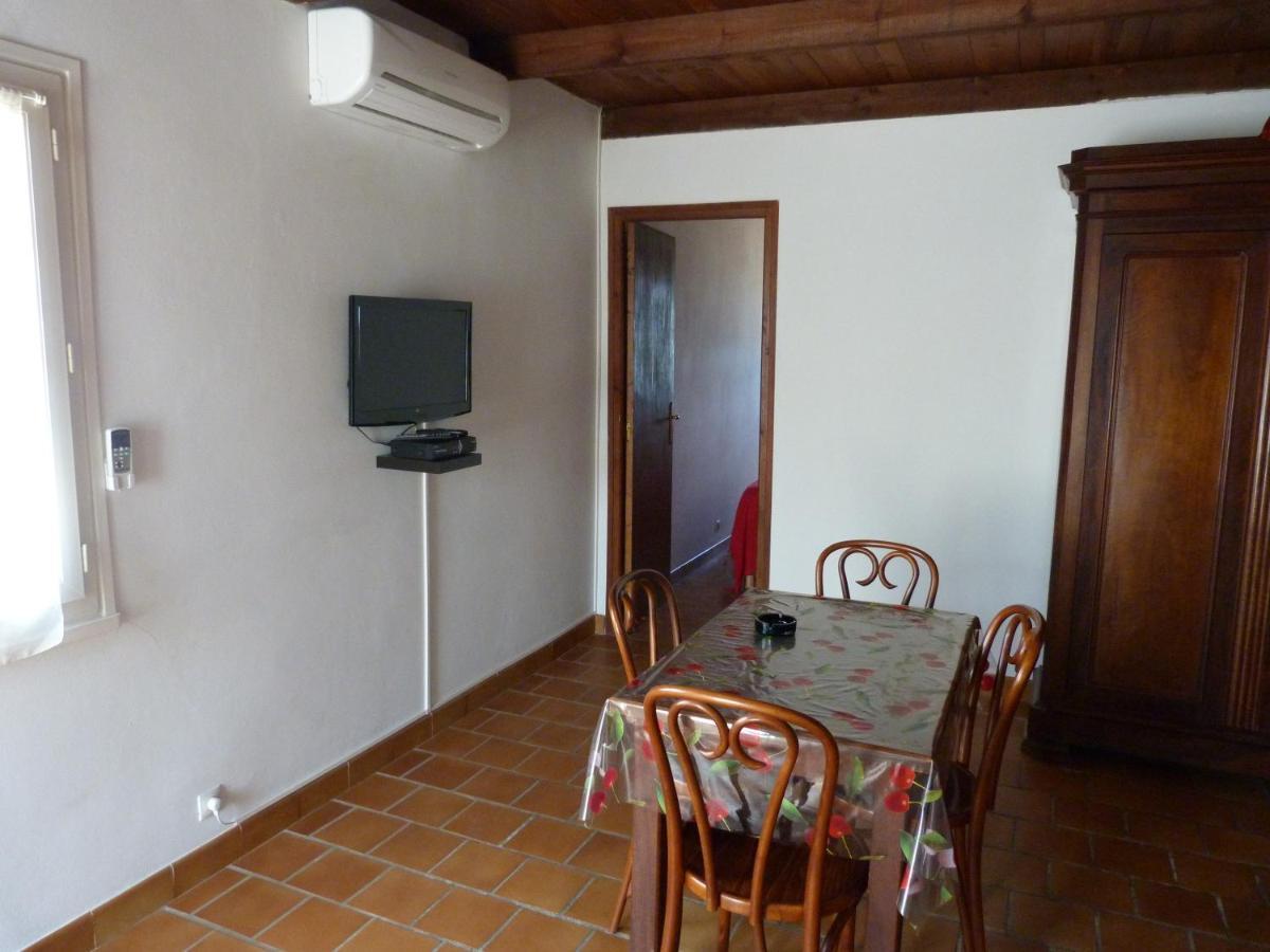 A Rossa Location Apartment Favone Room photo